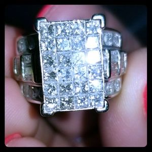 4ct diamond ring retails 5280.00